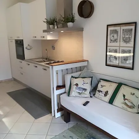 アパート A10 Nel Borgo- Con Giardino Vista Mare グアルディスタッロ