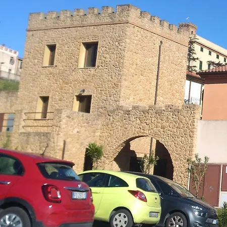 A10 Nel Borgo- Con Giardino Vista Mare * グアルディスタッロ