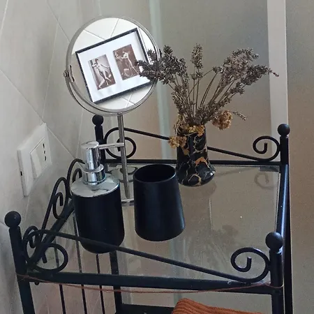 A10 Nel Borgo- Con Giardino Vista Mare アパート グアルディスタッロ